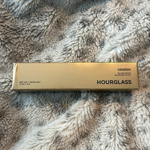 Hourglass Vanish Blush Stick Shade Devoted - Picture 4 of 6
